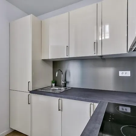 Apartment In Front Of Gare De Lyon Next To Bastille *